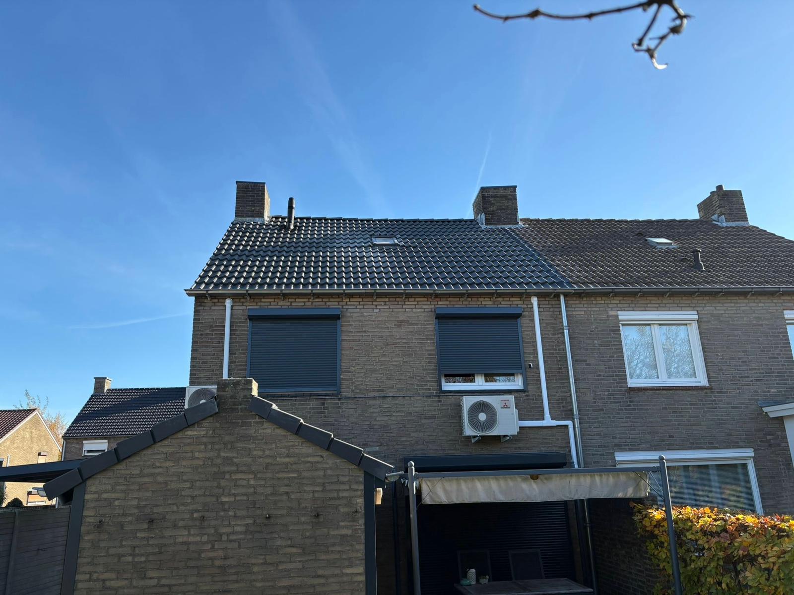 Huis met pannen dak
